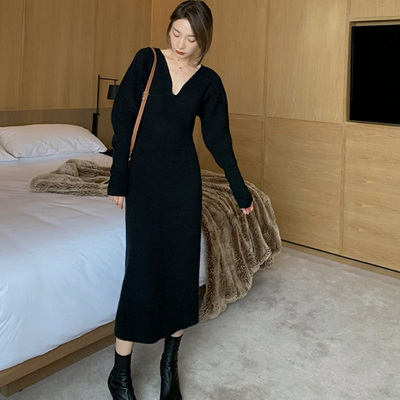 Elegant Long White Knitting Dress Women Winter V-Neck Long Sleeve Bodycon Dress Korean Office Lady High Waist Vintage Dress