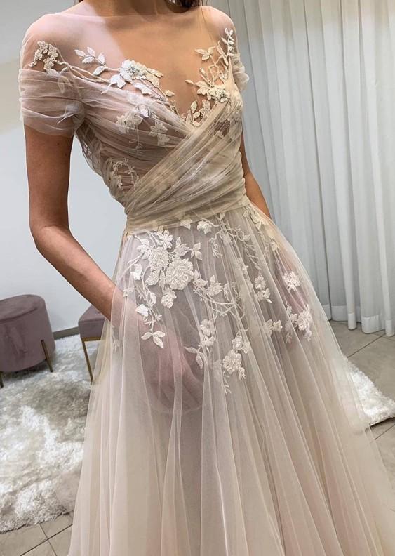 Elegant Long A Line Champagne Wedding Dresses Applique Organza Scoop Neck Short Sleeves Cut Off Open Back Custom Made