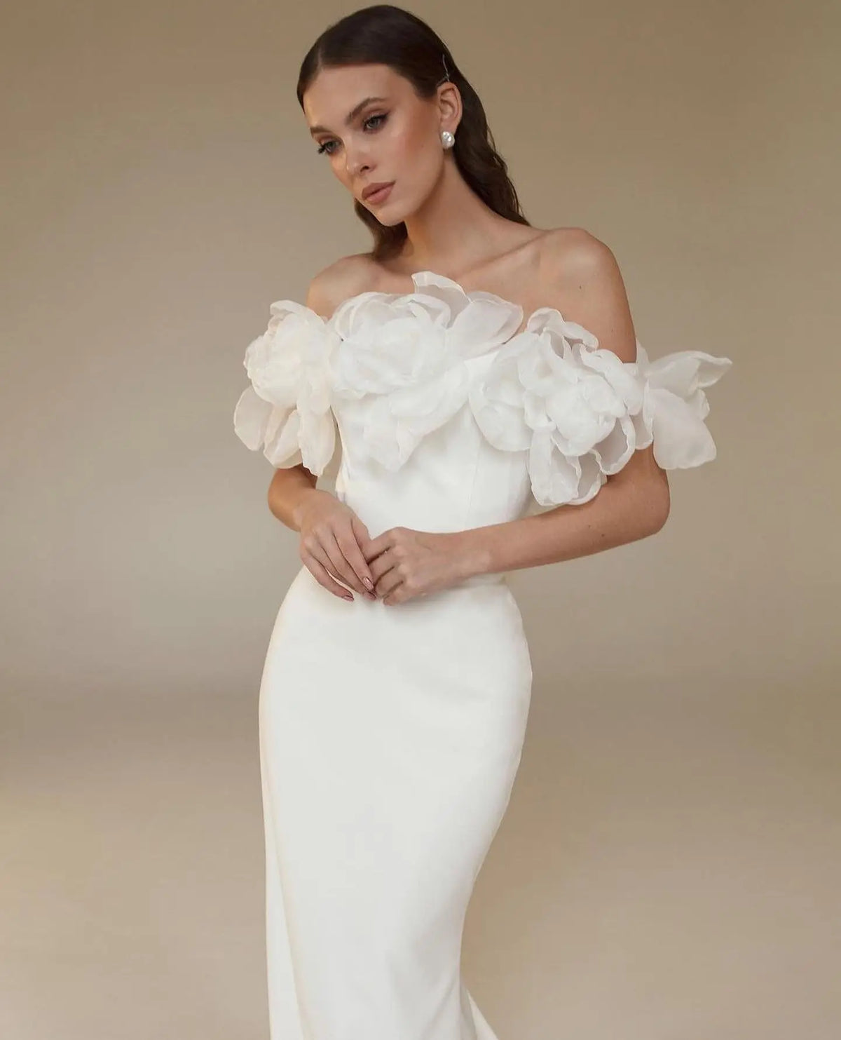 Elegant Off The Shoudler Handmade Flower Sheath Mermiad Wedding Dresses Custom Made Formal Party Grown 2024 Rode De Morrie