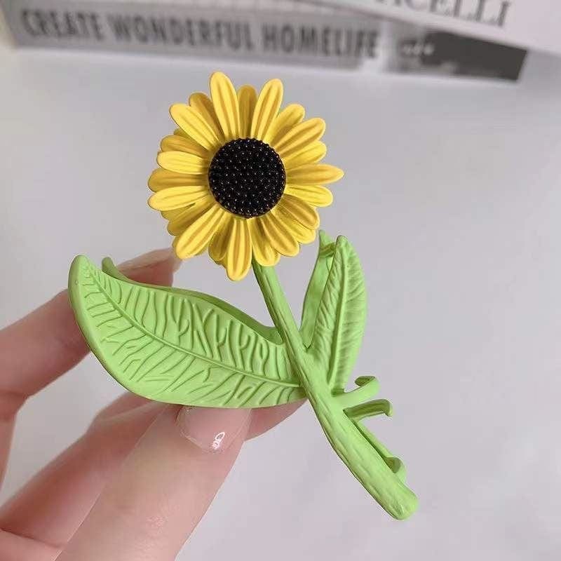 Chic Sunflower Chignon Claw Clip Hair Clip